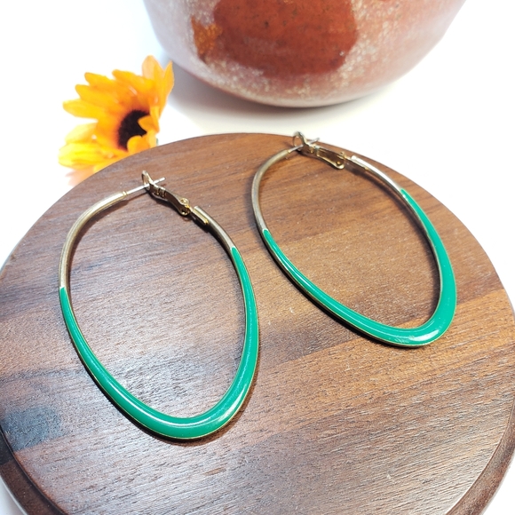Jewelry - FLASH SALE!! Vintage Enameled Hoops